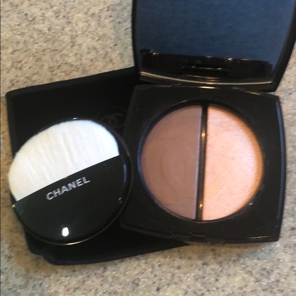 CHANEL Other - Chanel Duo Bronze et Lumiere Medium